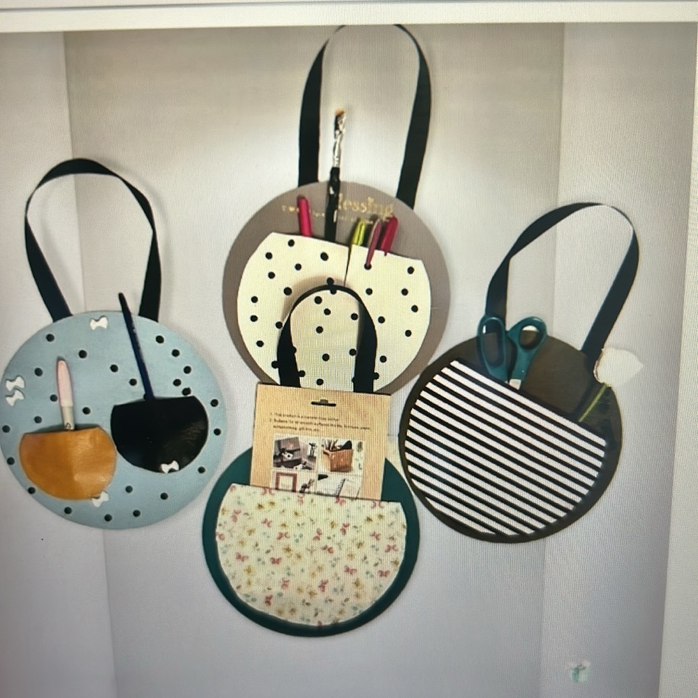Set of 4 upcycled wall storage stationary circles